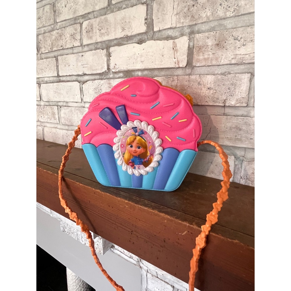 Disney Junior Alice's Wonderland Bakery Baker's‎ Bag No Accessories